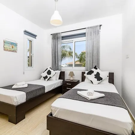 Villa Clementine Protaras